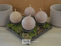 2 bloempotten en kaardecoratie - afbeelding 2 van  4