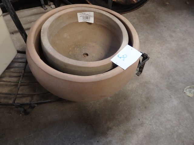 2 bloempotten - afbeelding 1 van  1