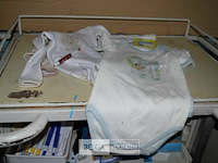 2 bodies 24m, 2 bodies 12m - afbeelding 1 van  3