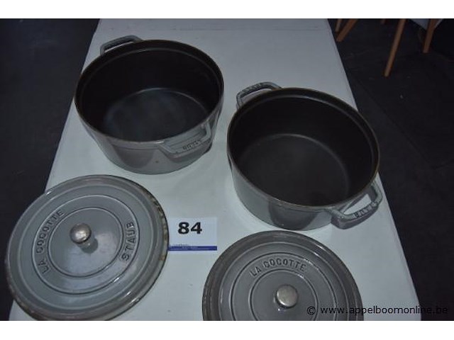 2 braadpannen la cocotte staub - afbeelding 2 van  2