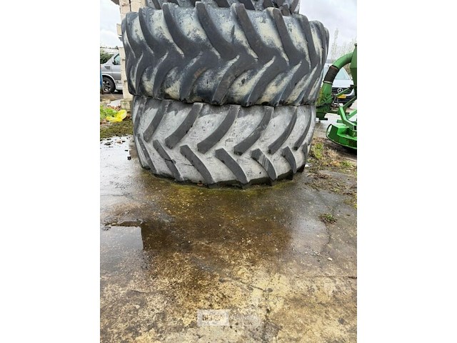 2 buldozerbanden - afbeelding 1 van  1