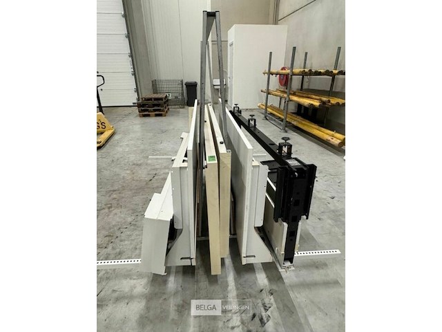 2 bureau's - afbeelding 2 van  4