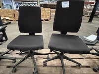 2 bureaustoelen profit