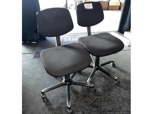2 bureaustoelen - afbeelding 1 van  1