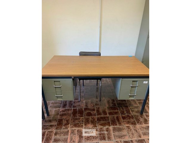 2 burelen met 2 stoelen - afbeelding 2 van  3