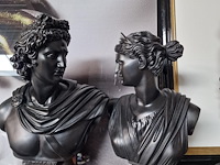 2 bustesculpturen (+/- 55 cmh) - afbeelding 1 van  8