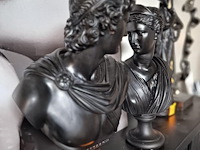 2 bustesculpturen (+/- 55 cmh) - afbeelding 5 van  8