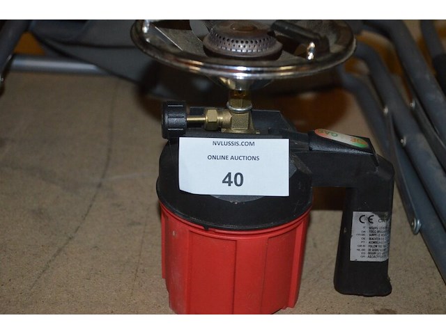 2 campingstoelen, 3 plooibare steekwagens, campingvuurtje - afbeelding 5 van  10