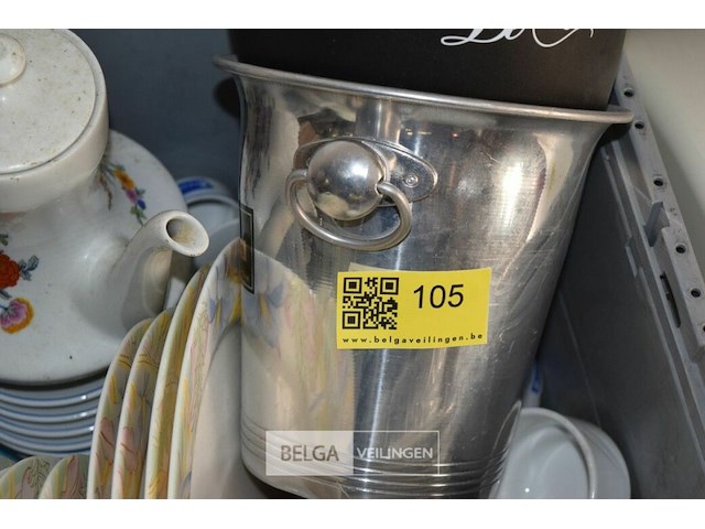 2 champagne emmers + div porselijn - afbeelding 1 van  5