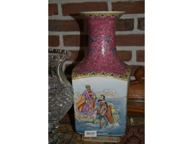 2 chinese vazen en 1 kristallen vaas - afbeelding 3 van  4