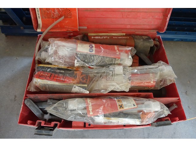 2 componenten pistool hilti - afbeelding 1 van  4