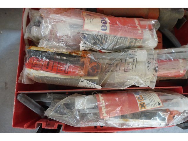2 componenten pistool hilti - afbeelding 3 van  4