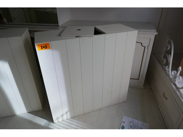 2 consolen - afbeelding 2 van  4