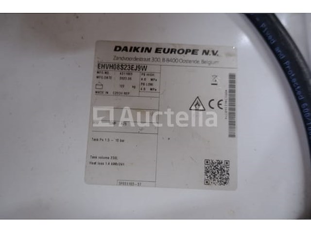 2 daikin altherma lucht-waterwarmtepompen voor huishoudelijke apparaten - afbeelding 1 van  8