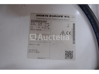 2 daikin altherma lucht-waterwarmtepompen voor huishoudelijke apparaten - afbeelding 1 van  8
