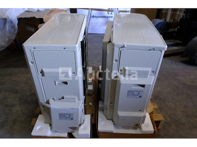 2 daikin buitenlucht-naar-water warmtepompen - afbeelding 6 van  9