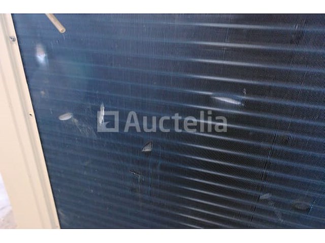 2 daikin buitenlucht-naar-water warmtepompen - afbeelding 2 van  10