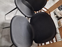 2 dan-form cloud eetkamerstoelen - afbeelding 3 van  3