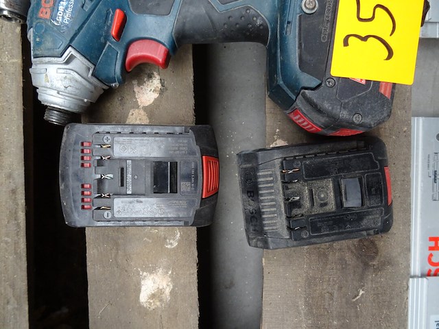 2-delige accu set bosh - afbeelding 5 van  6