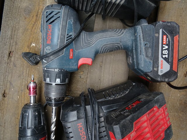 2-delige accu set bosh - afbeelding 3 van  5