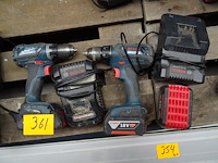 2-delige accu set bosh - afbeelding 1 van  5