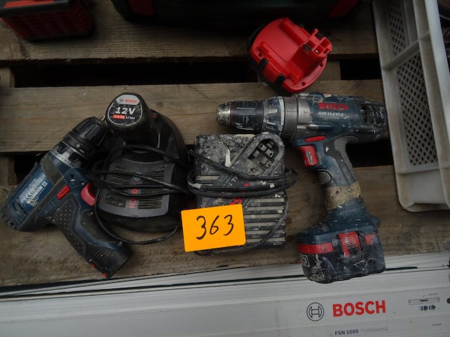 2-delige accu set bosh - afbeelding 1 van  4