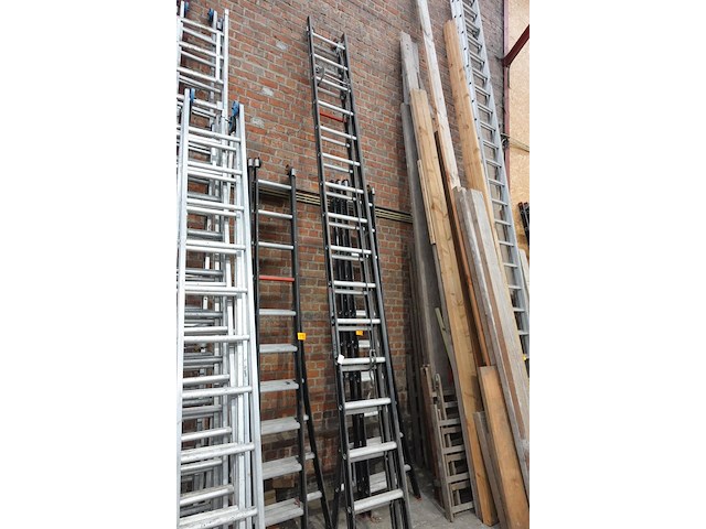 2-delige alu ladder - afbeelding 1 van  4
