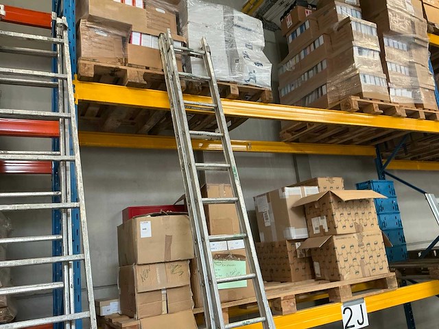 2-delige ladder - afbeelding 1 van  4