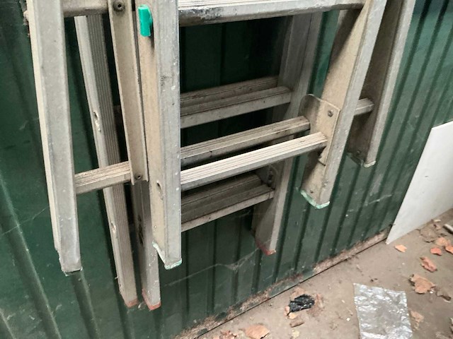 2 delige schuifladder (2x) - afbeelding 2 van  4