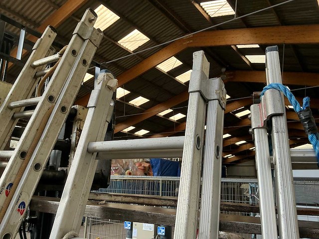 2 delige schuifladder (3x) - afbeelding 10 van  13