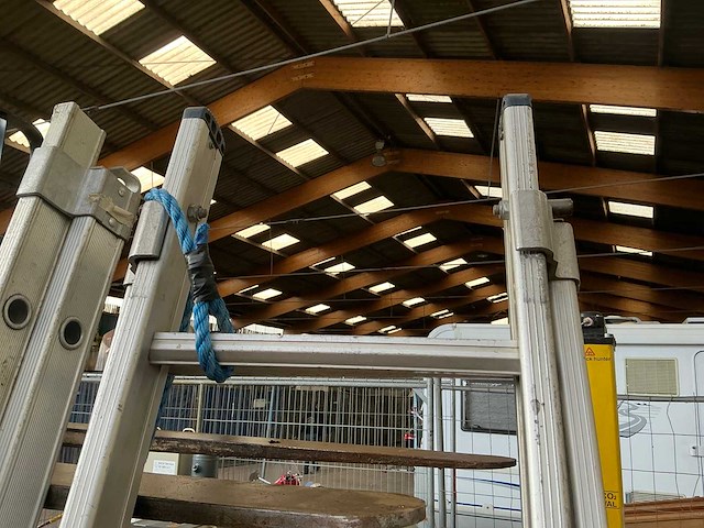 2 delige schuifladder (3x) - afbeelding 11 van  13