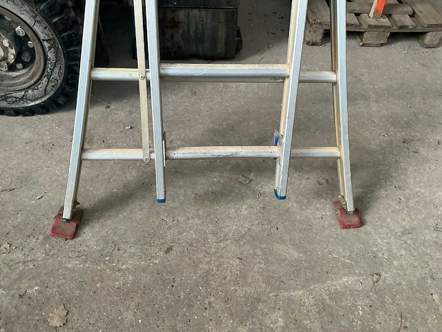 2 delige schuifladder - afbeelding 2 van  4
