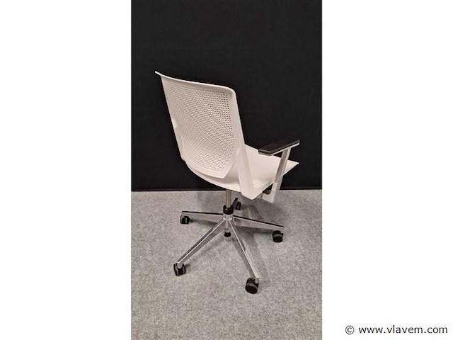 2 design vergadertafelstoelen haworth - afbeelding 6 van  7
