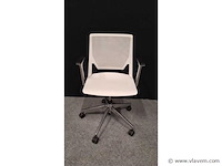 2 design vergadertafelstoelen haworth - afbeelding 2 van  7