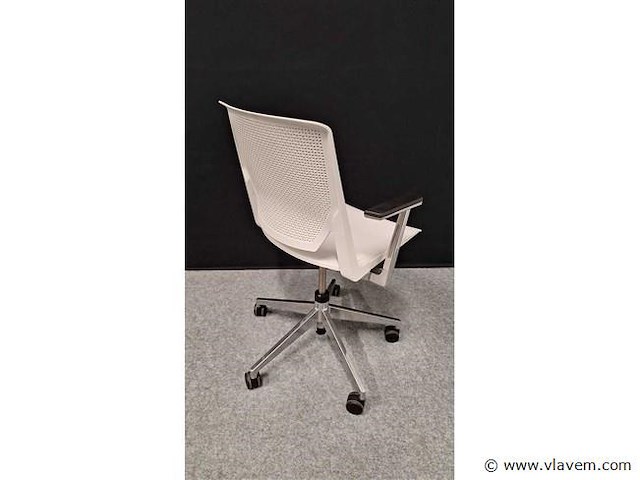 2 design vergadertafelstoelen haworth - afbeelding 6 van  7