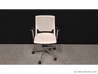 2 design vergadertafelstoelen haworth