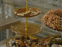 2 dessertschotels met decoratie - afbeelding 4 van  5