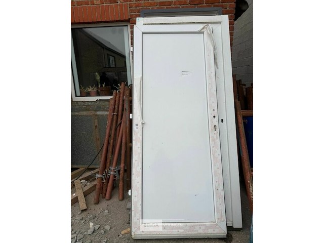 ± 2 deuren + 3 alu ramen - afbeelding 1 van  6