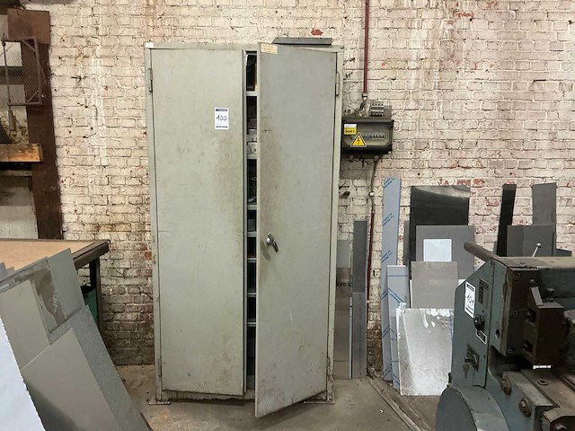 2-deurs metalen archiefkast - afbeelding 1 van  5