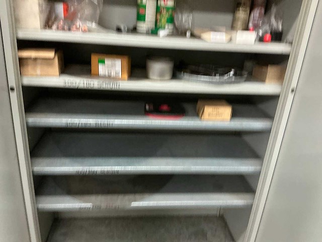 2-deurs metalen archiefkast - afbeelding 5 van  5