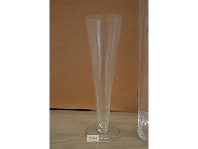 2 div glazen vazen h= 50 en 32 cm - afbeelding 2 van  3