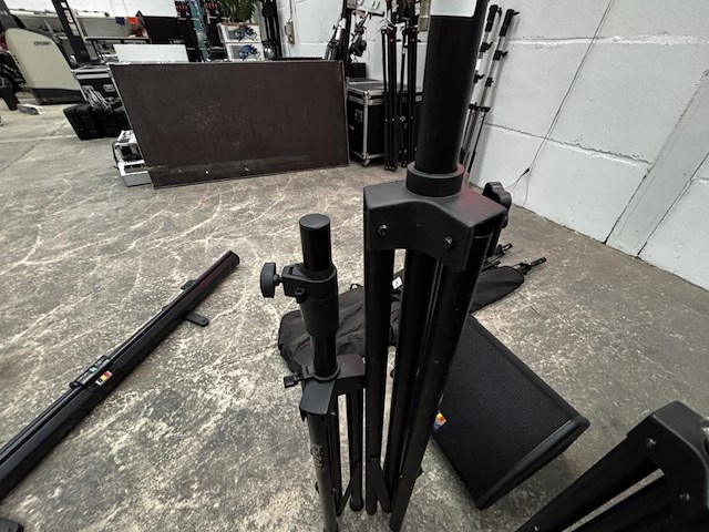 2 div luidsprekersstatieven - afbeelding 2 van  3