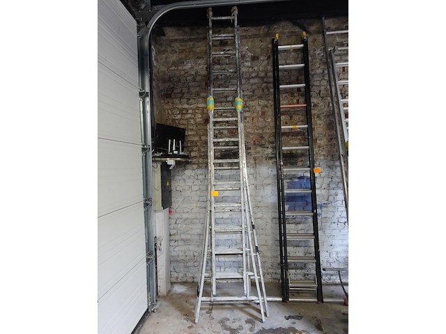2 diverse alu ladders - afbeelding 1 van  2