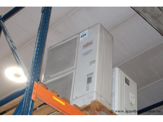 2 diverse buitenunits - afbeelding 2 van  2