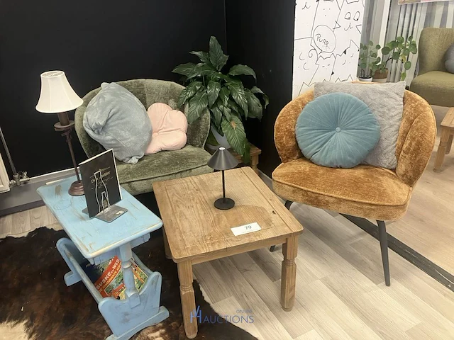 2 diverse fauteuils - afbeelding 1 van  6