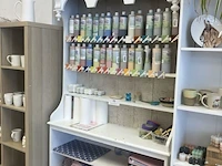 2 diverse formica kasten waaronder - afbeelding 2 van  3