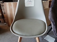 2 diverse indoorstoelen - afbeelding 2 van  3