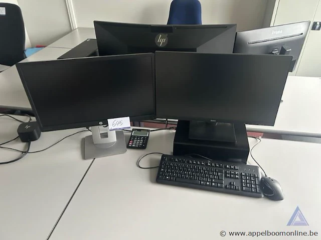 2 diverse monitoren wo. iiyama / hp - afbeelding 1 van  3