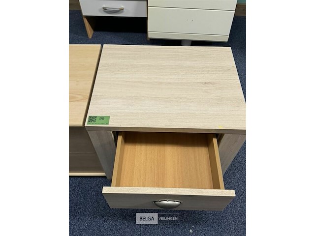 2 diverse nachtkastjes - afbeelding 4 van  4