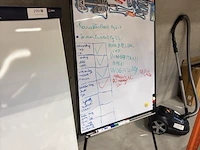 2 diverse whiteboards op 3-pikkelstatief waaronder fabr nobo - afbeelding 3 van  6